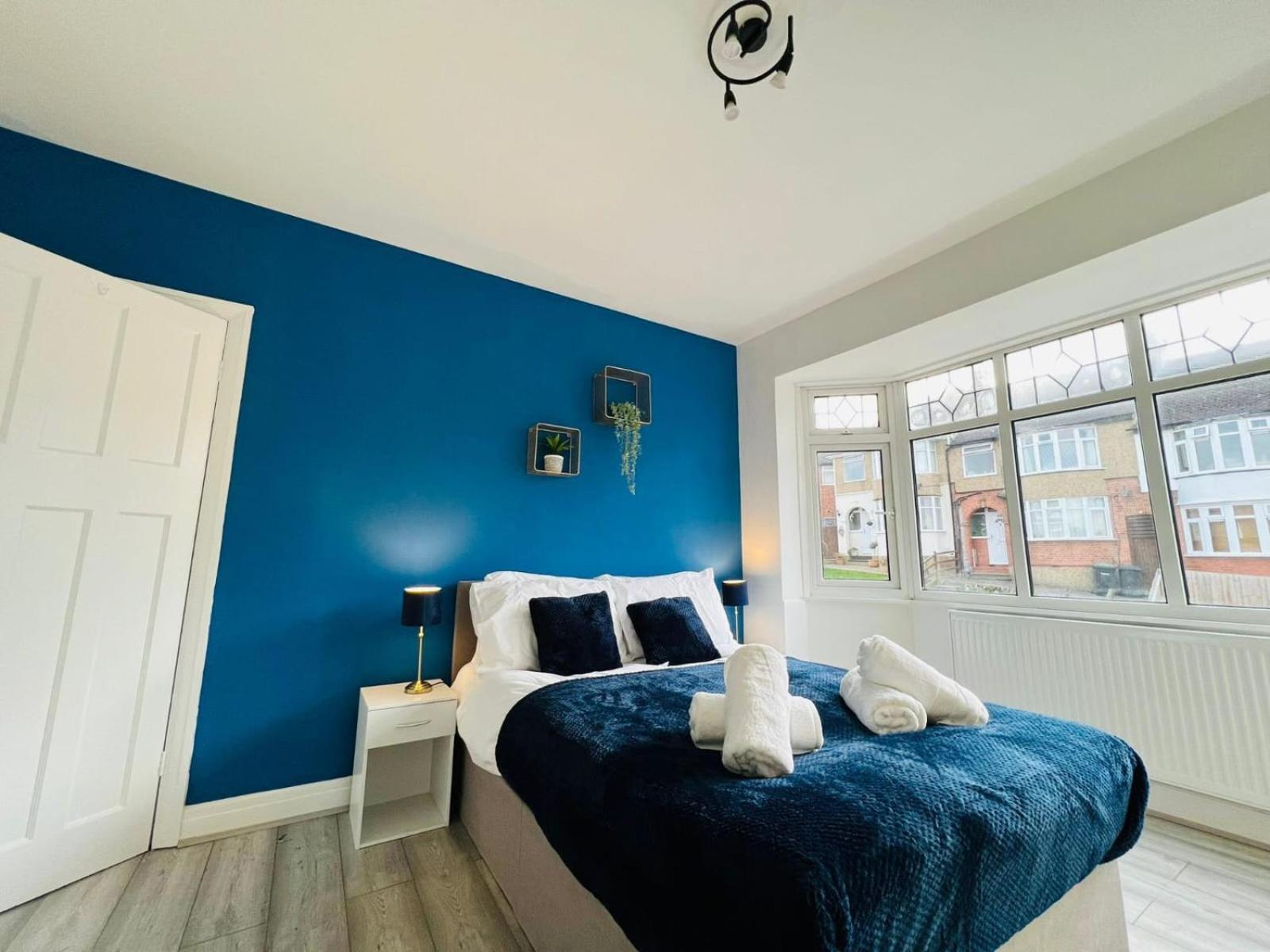 Sariyu Space Luton Otel Luton  Dış mekan fotoğraf